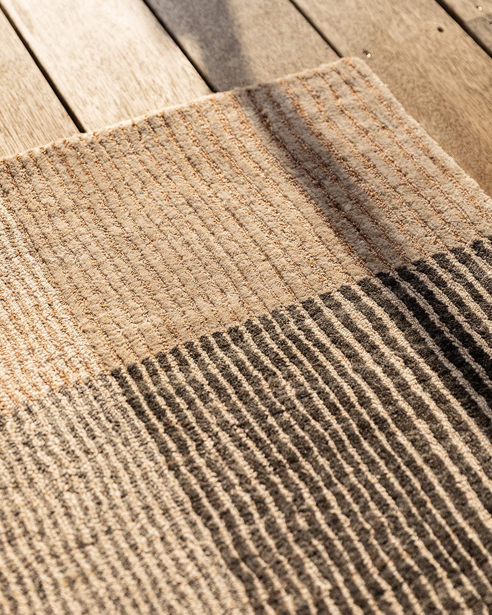 Bedrock Floor Rug, Zinc